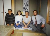 1994 - TestCom (10) - with Teruo Higashino, his wife and AlexandrePetrenko - after working time.jpg 6.5K